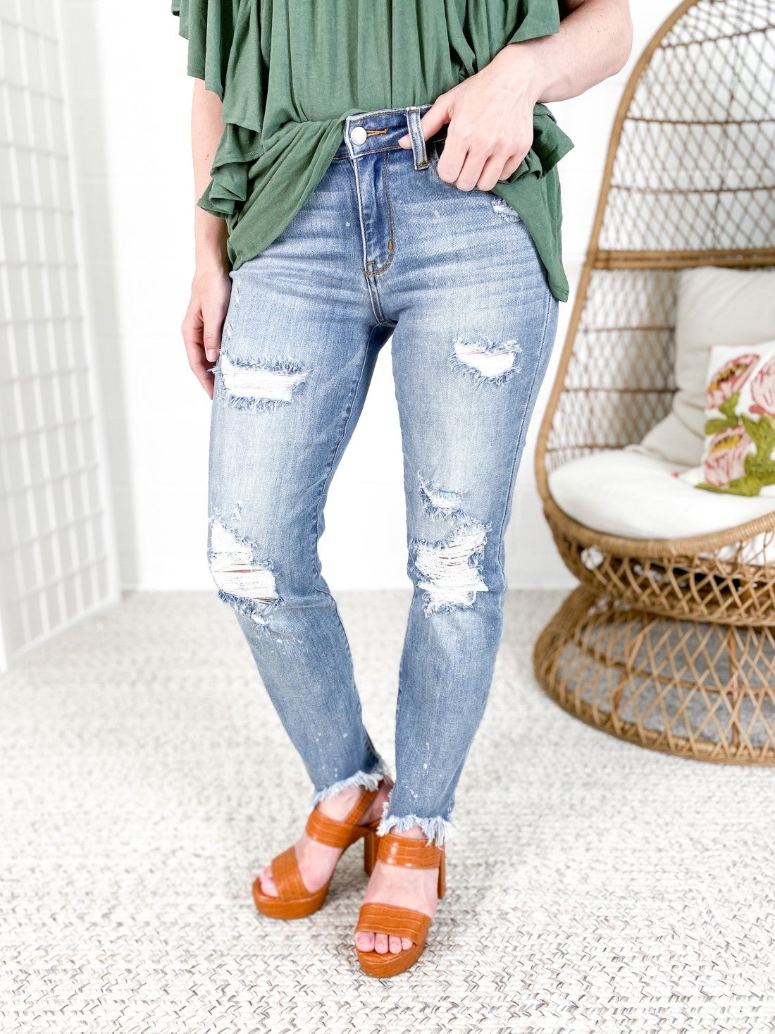 judy blue white boyfriend jeans